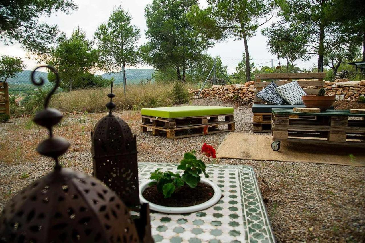 B&B Masia Aitona Vall d'Alba ภายนอก รูปภาพ